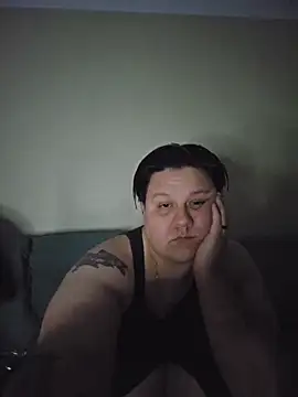 DevilDahm live cam profile