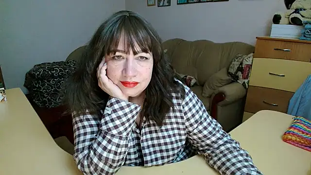 Lucretia_Goldi_ live cam profile