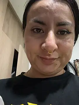 Abril_Luv live cam profile