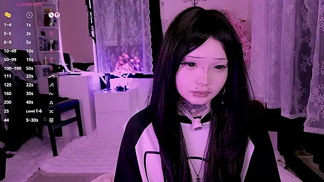 lein_bone (F teen) - show tits