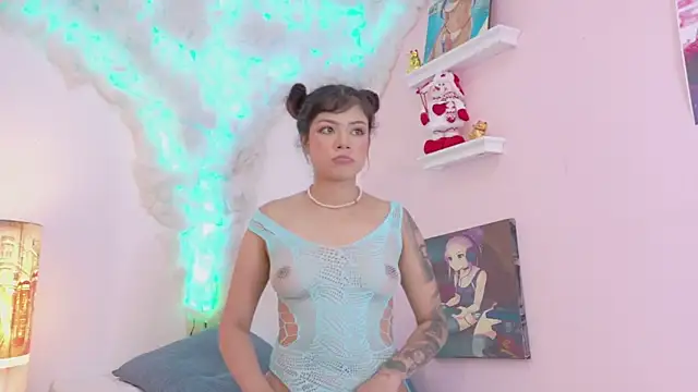 salome_diamond - Salome_diamond's free webcam