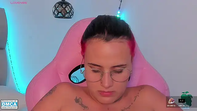 susan-sweet-7 - Susan-Sweet-7's free webcam - UK Sex Cams