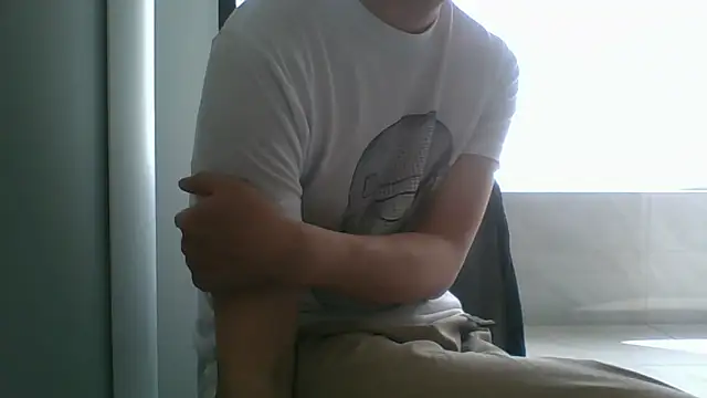 nole_china7 (Ask my age) - talk / fun / cum