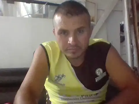 santiii___12 - Santiii___12's free webcam - UK Sex Cams