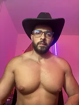 magnumchris (Ask my age) - get naked and jerk off my cock, y clouds