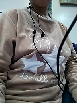 lolo890 - Lolo890's free webcam - UK Sex Cams