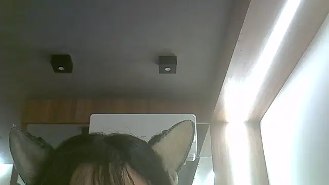 skinnykitten - SkinnyKitten's free webcam - UK Sex Cams