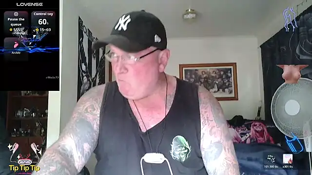 kinkyblueyes69 - KINKYBLUEYES69's free webcam - UK Sex Cams