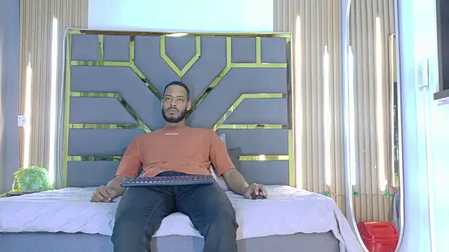 oliver_bigblack_cock - Oliver_bigblack_cock's free webcam - UK Sex Cams