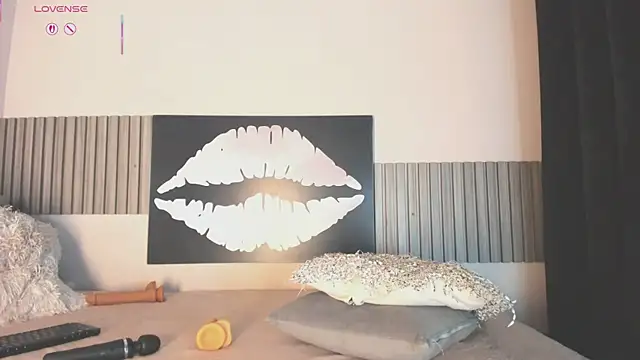 blue_sixx (F teen) - fingers in my pussy 🌊♥️