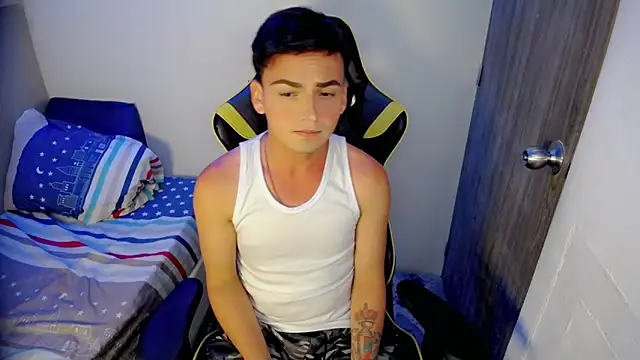 mathias_twinkk - Mathias_twinkk's free webcam - UK Sex Cams