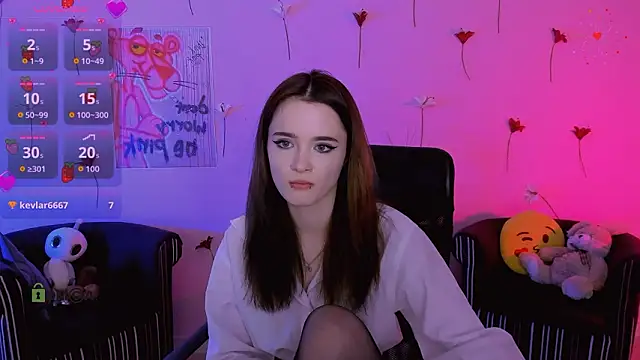 liana_kisses - Liana_kisses's free webcam - UK Sex Cams