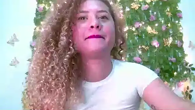 crysrus - Crysrus's free webcam - UK Sex Cams