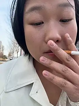 美女goudanlove在线直播