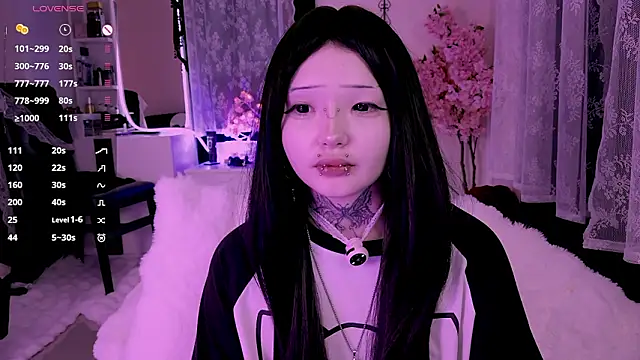 lein_bone (F teen) - take off panties