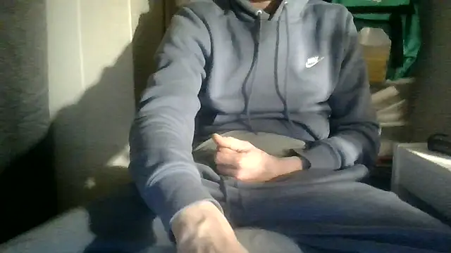 juju78jujuu (Ask my age) - big cumshot / grosse ejac