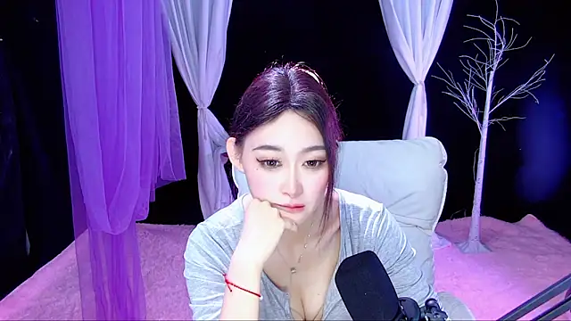 美女Tili-668在线直播