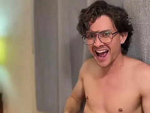 mcklister_kinky_feets