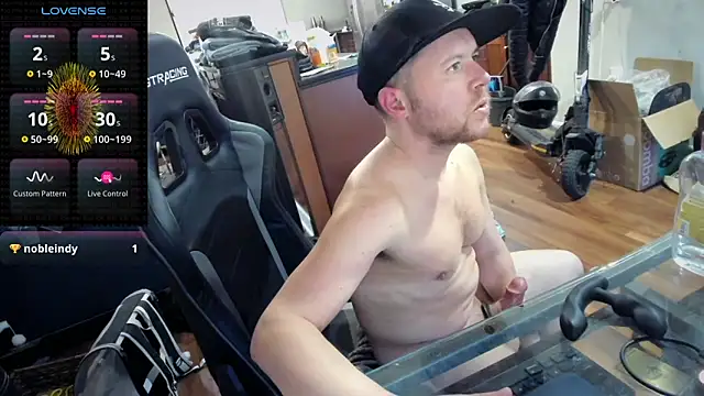 aaron_s_x - Aaron_s_x's free webcam - UK Sex Cams