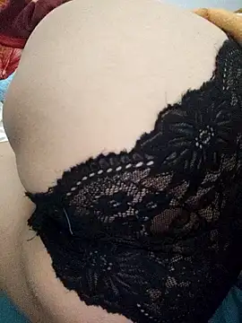 Haralushiaaa live cam profile