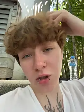 IceMur live cam profile