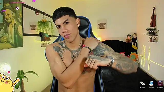 damian_latinxxx (M young) - ⚓wow⚓