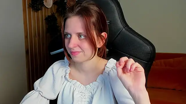 freyavey - FreyaVey's free webcam - UK Sex Cams