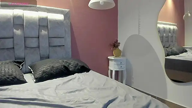 jackie_sins - Jackie_Sins's free webcam - UK Sex Cams