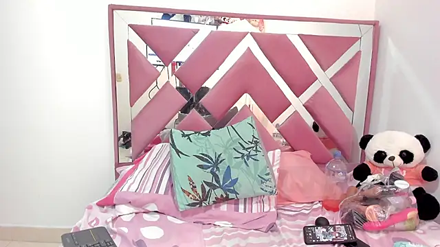 bellalumi - Bellalumi's free webcam - UK Sex Cams