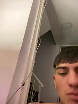 thiago_noir (M twink) - Naked