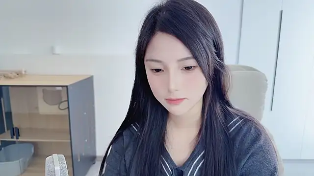 美女HaagenDazs_在线直播