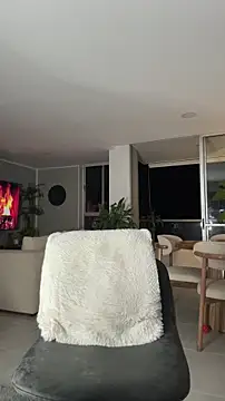 valenthino_salvatore (M young) - cum shhot?