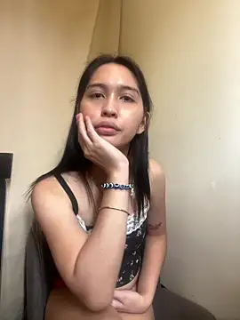 goddess_athena69 (T teen) - LETS DO CUM SHOT