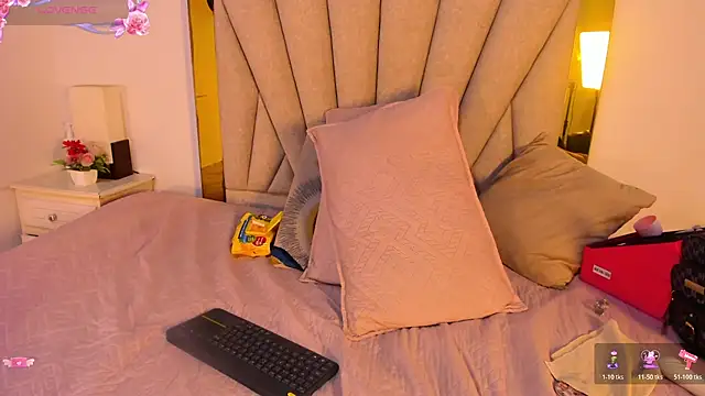 vahiolet_fuentes - Vahiolet_fuentes's free webcam