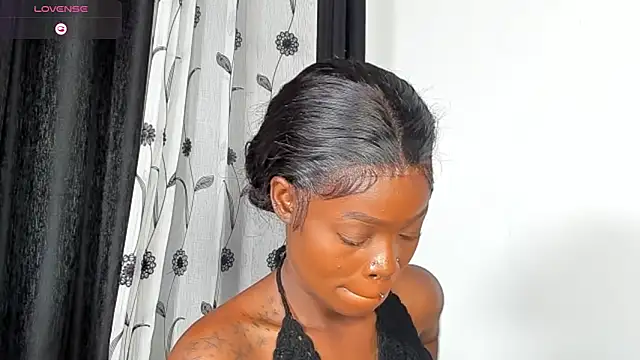 creamy_bubblegum - CREAMY_BUBBLEGUM's free webcam - UK Sex Cams