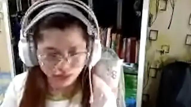 tenniereichow - TennieReichow's free webcam - UK Sex Cams