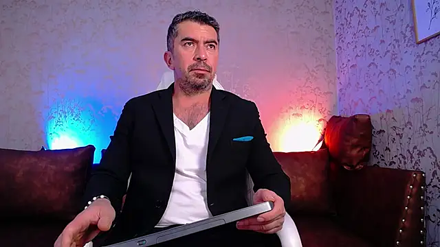 juankfit_45 - JuanKFit_45's free webcam - UK Sex Cams