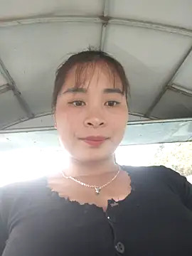 loveshae_xyx - LoveShae_XYX's free webcam - UK Sex Cams