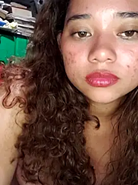 Webcam Model (Violethroos)  is live.Free join now!