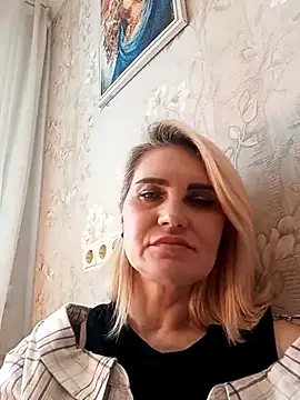 JennyOMay live sex cam