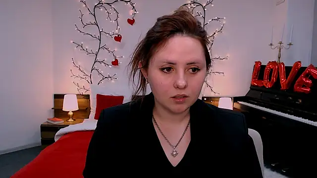 hennessy_bunny - Hennessy_bunny's free webcam - UK Sex Cams