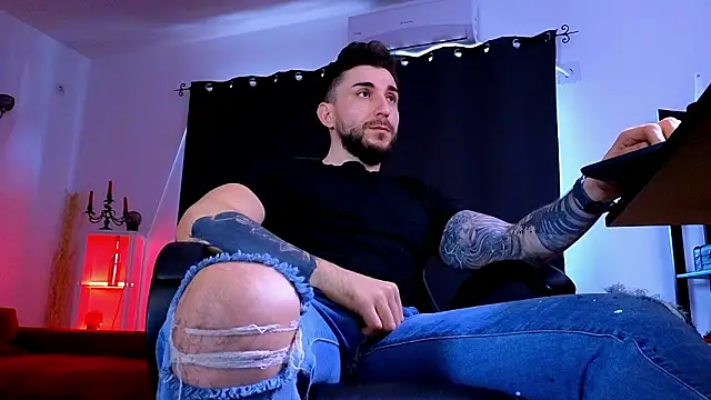 mightyaaron66 (M young) - 𖤐🔥 parTy Time ,House parTy  !  💨𖤐