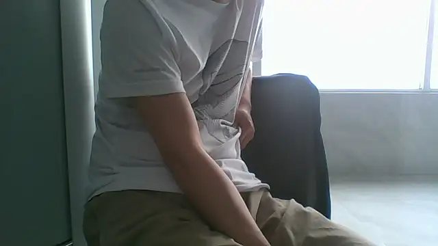 nole_china7 (Ask my age) - talk / fun / cum