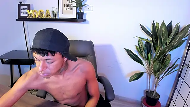 jonathan_guzman_ - Jonathan_Guzman_'s free webcam - UK Sex Cams