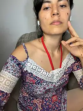 Webcam Model (kanela3434)  is live.Free join now!