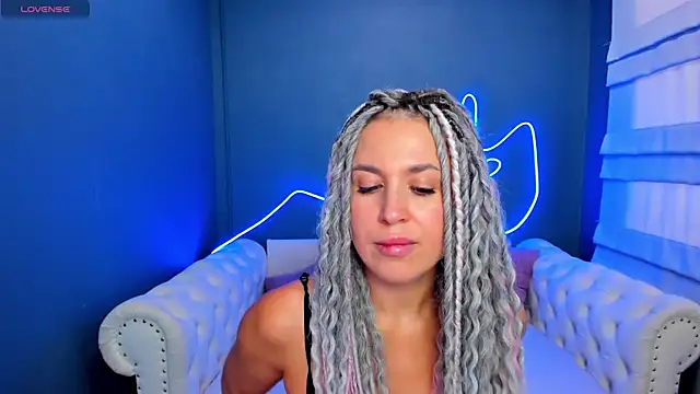 rock_n_roxy - Rock_n_roxy's free webcam - UK Sex Cams