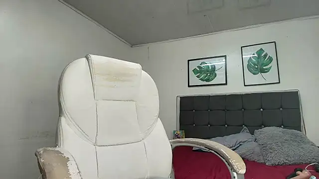 janne_ - Janne_'s free webcam - UK Sex Cams