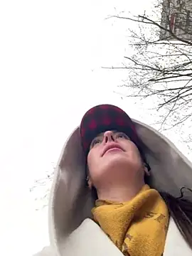 eveangelll (F milf) - Squirt in locker (gym)