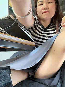 Emily_9xx live sex cam