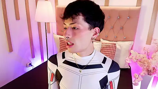 ozoriodany (M twink) - Naked